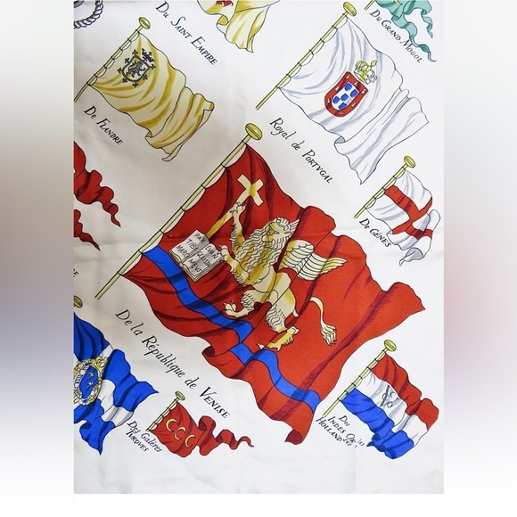 Hermes Scarf in White and Multicolor - Picture 3 of 14